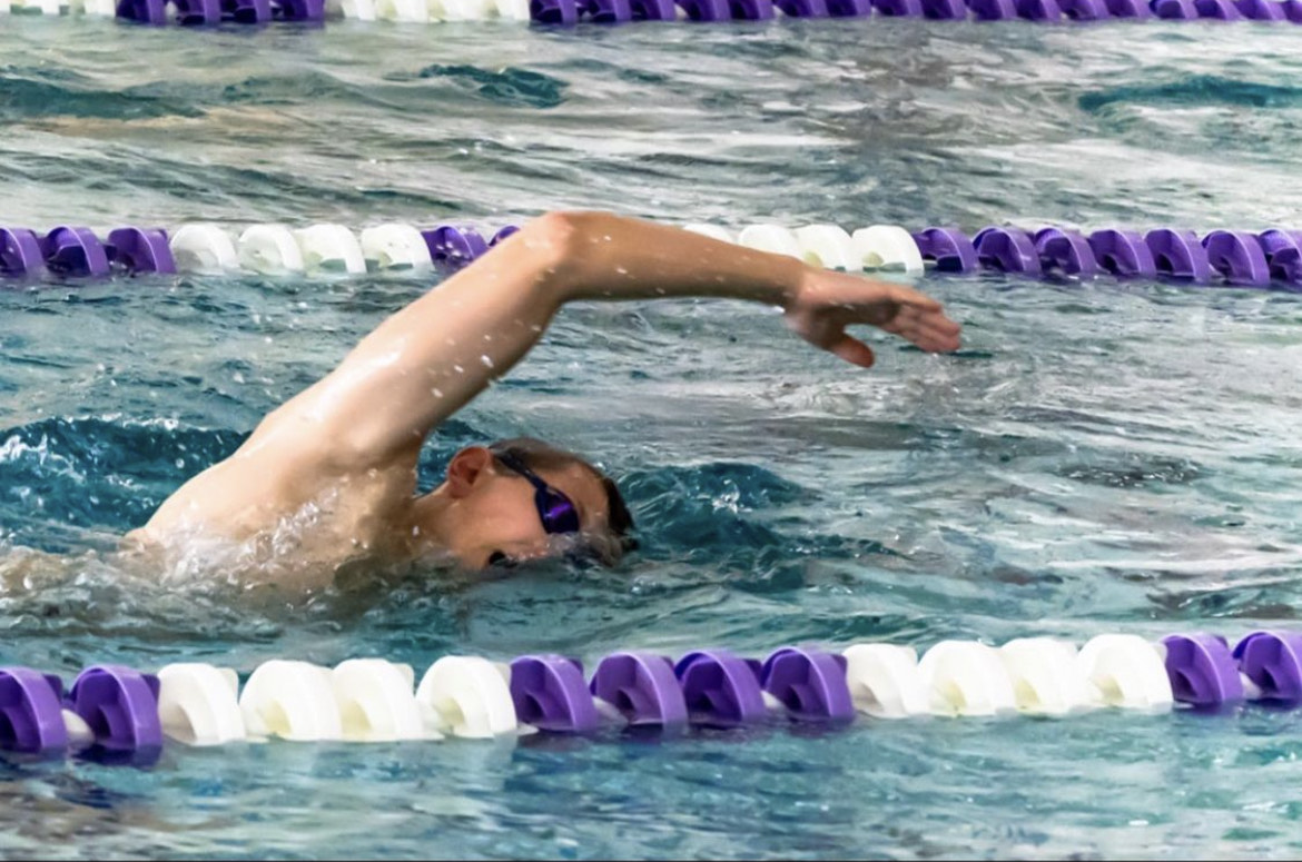 MEN'S SWIM RACED TO A THIRD PLACE FINISH AT THE WHEATON COLLEGE INVITE