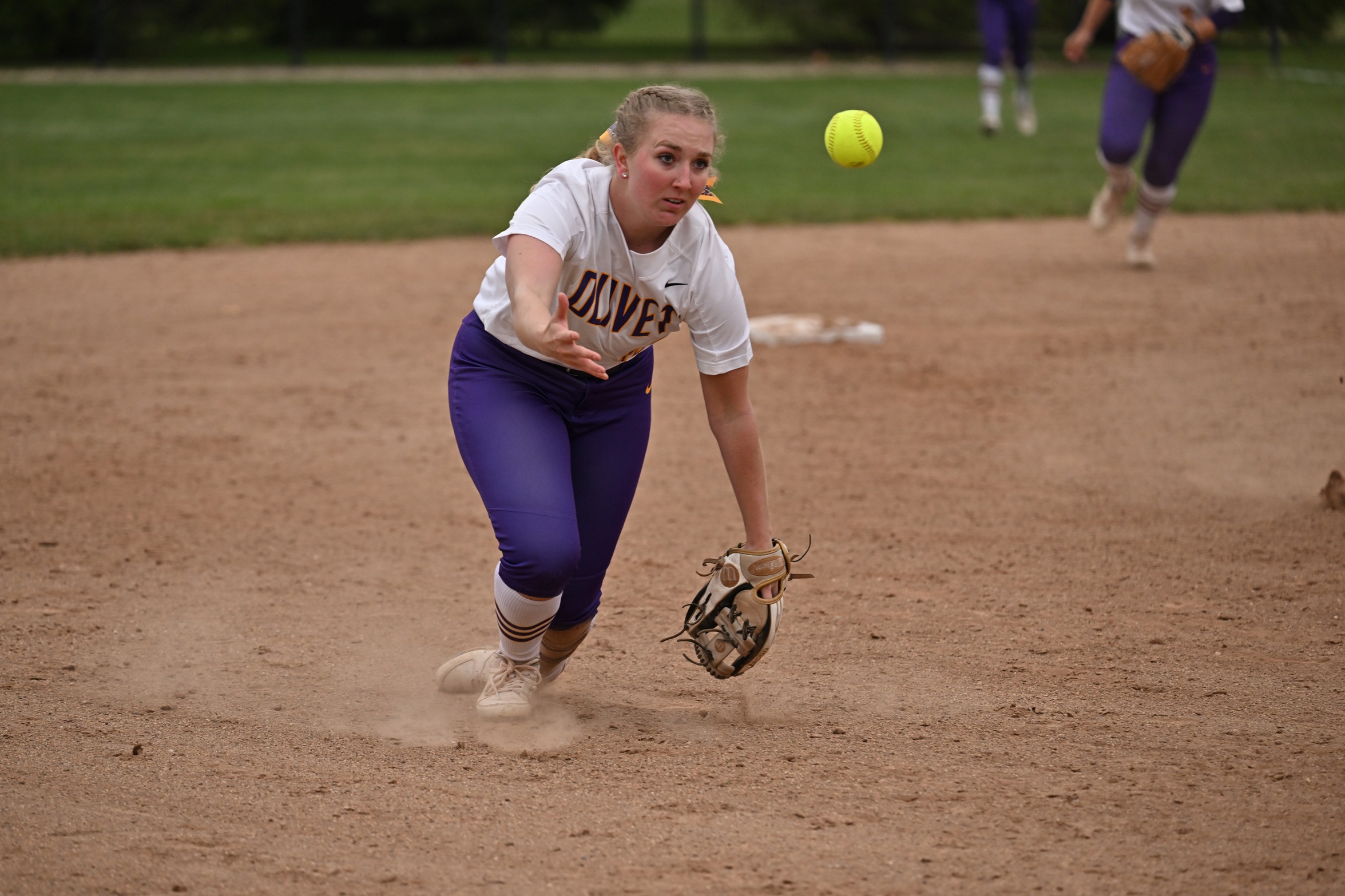 TIGERS PICK UP TWO MORE WINS IN DAY TWO OF TUCSON INVITATIONAL