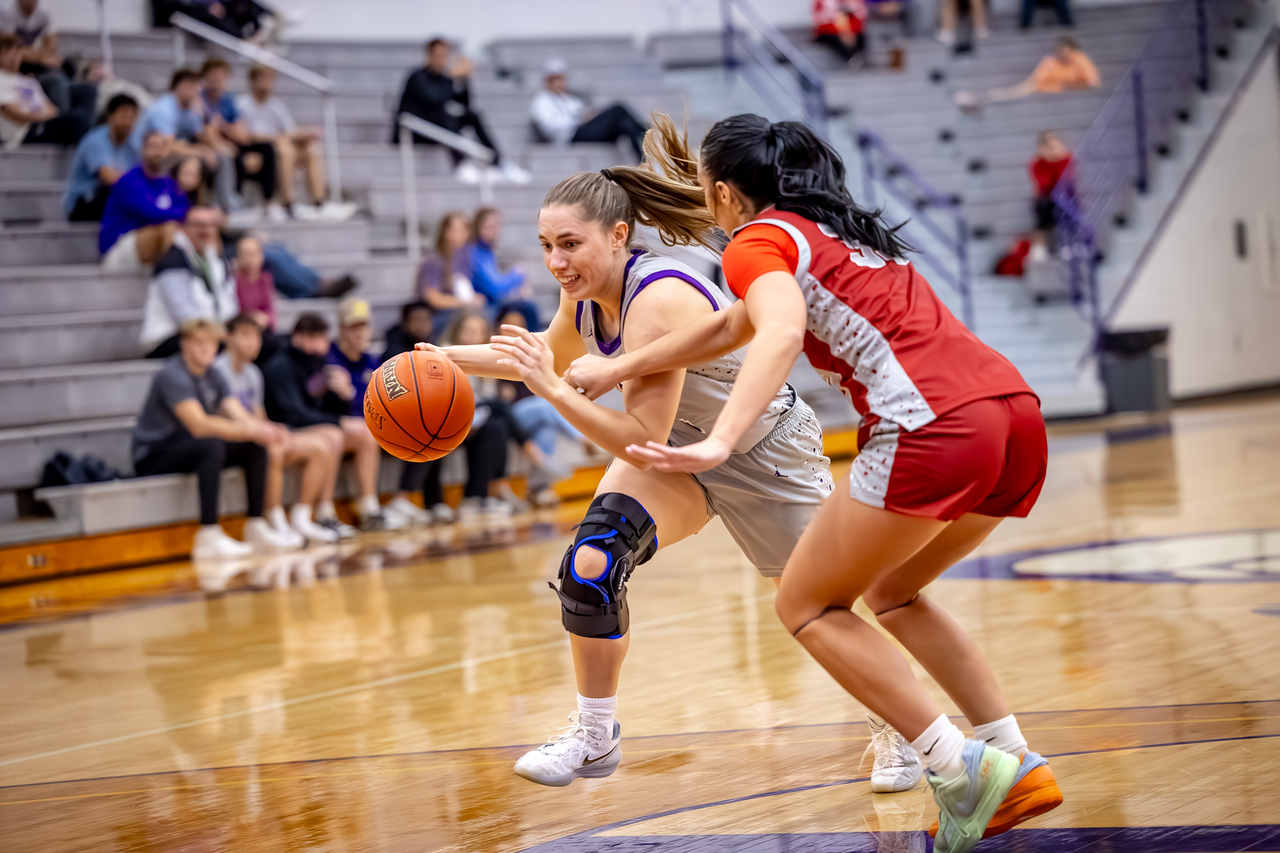 TIGERS FALLS SHORT DESPITE STRONG OFFENSIVE PUSH AGAINST NO. 9 ST. FRANCIS (IN)